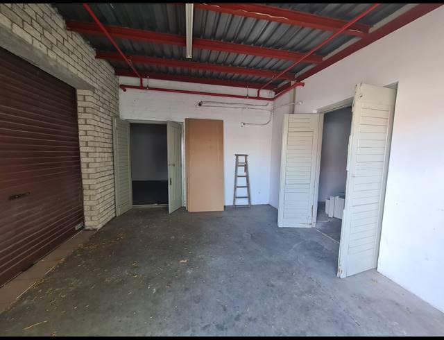 900M² WAREHOUSE TO LET IN KASSELSVLEI